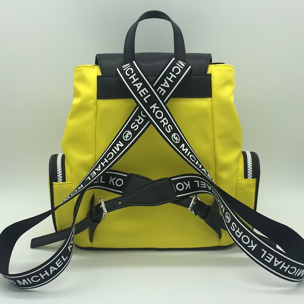 MICHAEL KORS ABBEY MD CARGO BACKPACK BRT YELLOW - Picture 4 of 8
